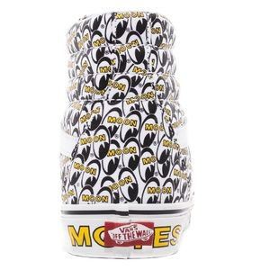 Vans Mooneyes X Sk8-Hi True White Yellow Sneaker Men’s Size 11